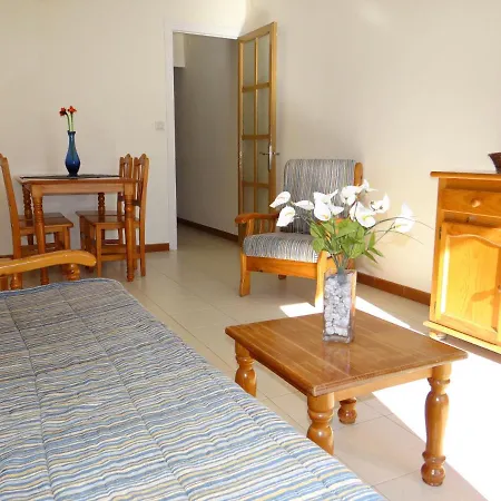 Apartment Elvira *