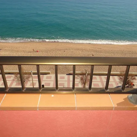 Elvira Apartment *