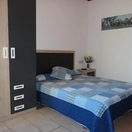 Elvira Apartment *