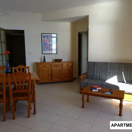 Apartment Elvira *